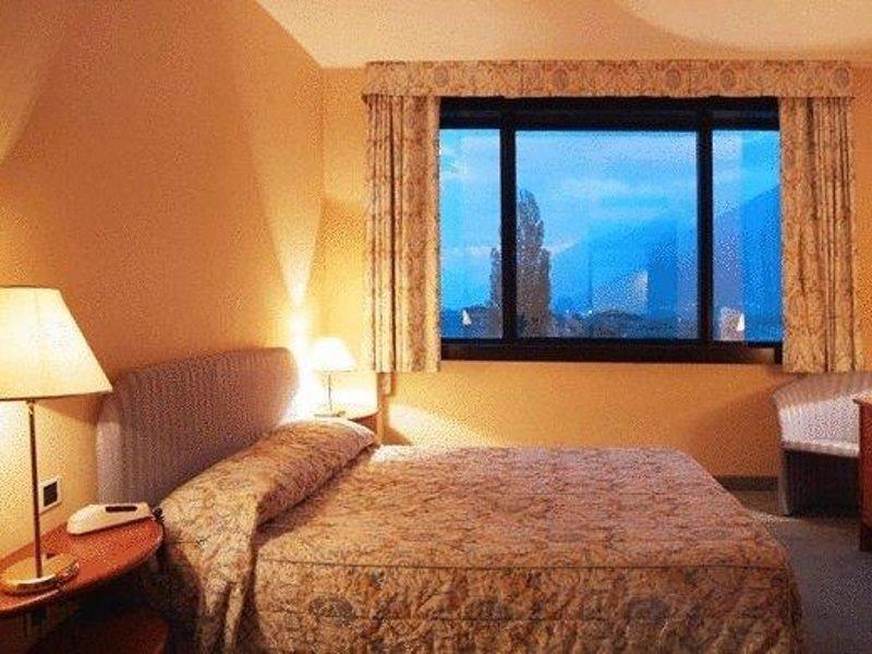 Hostellerie Du Cheval Blanc Aosta Eksteriør billede