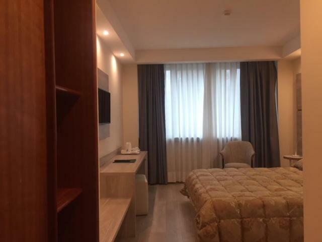 Hostellerie Du Cheval Blanc Aosta Eksteriør billede